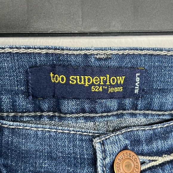 Levi’s Too Superlow denim jeans. Size 7 M. Rise - 7.5”, Inseam - 32”. - Picture 3 of 4